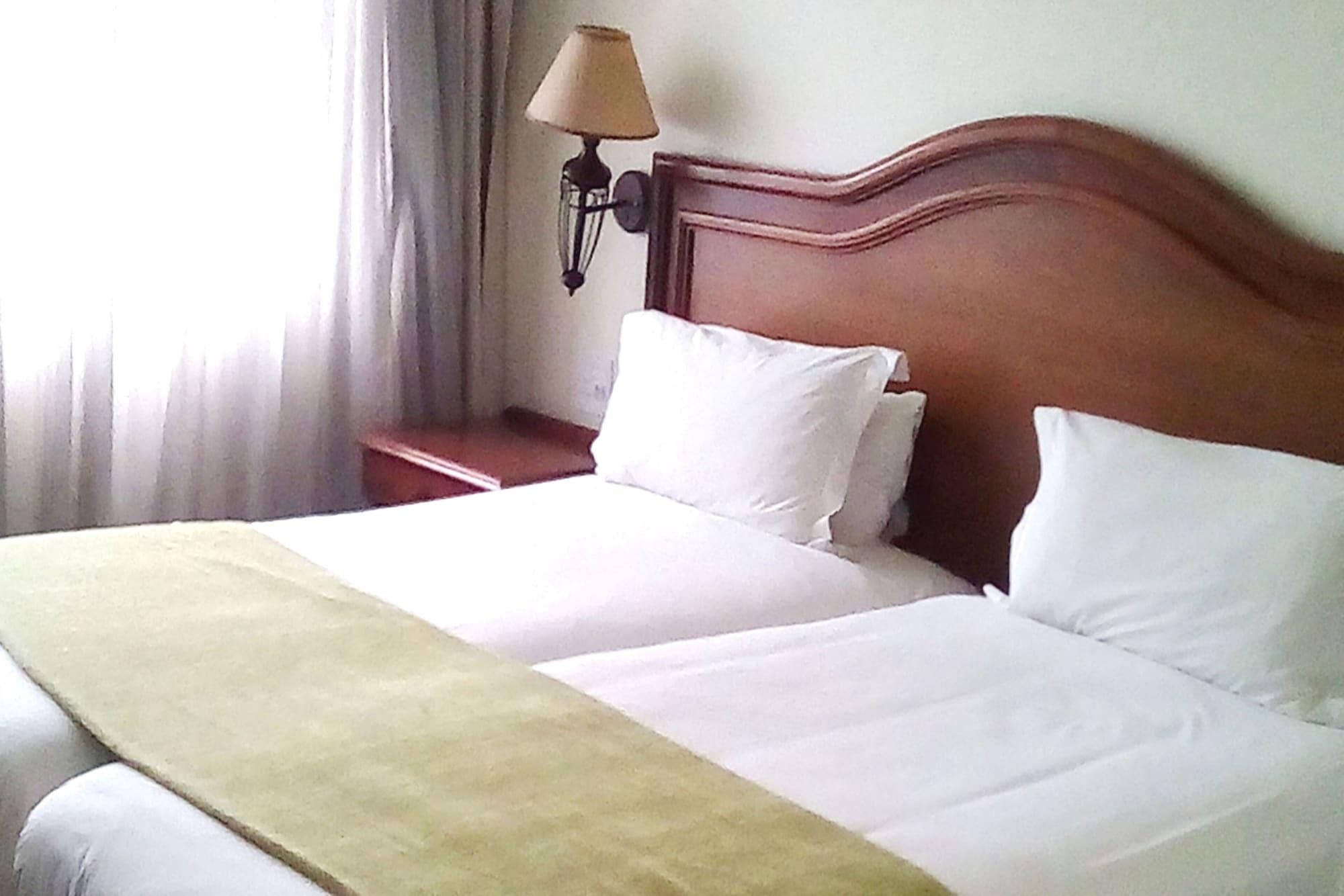 Premier Hotel Regent Източен Лондон Екстериор снимка